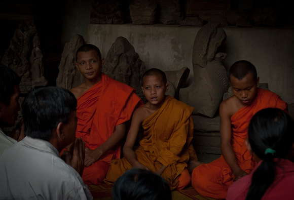 Buddhist monks chanting