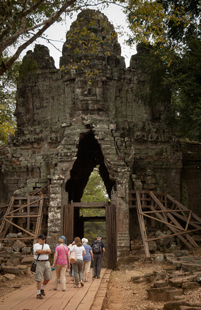 Angkor Thom gate